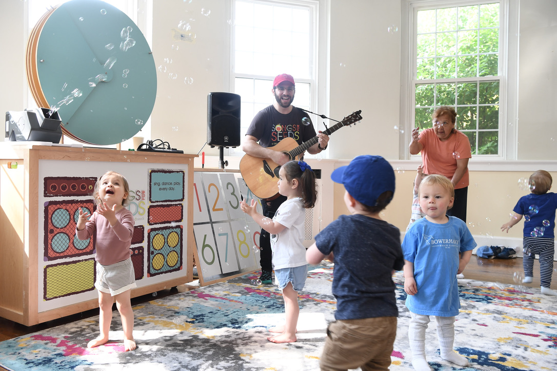 Children Dancing 